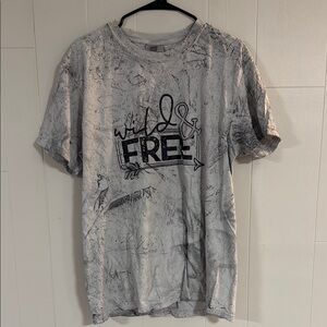 Comfort Colors Gray Wild & Free Tee